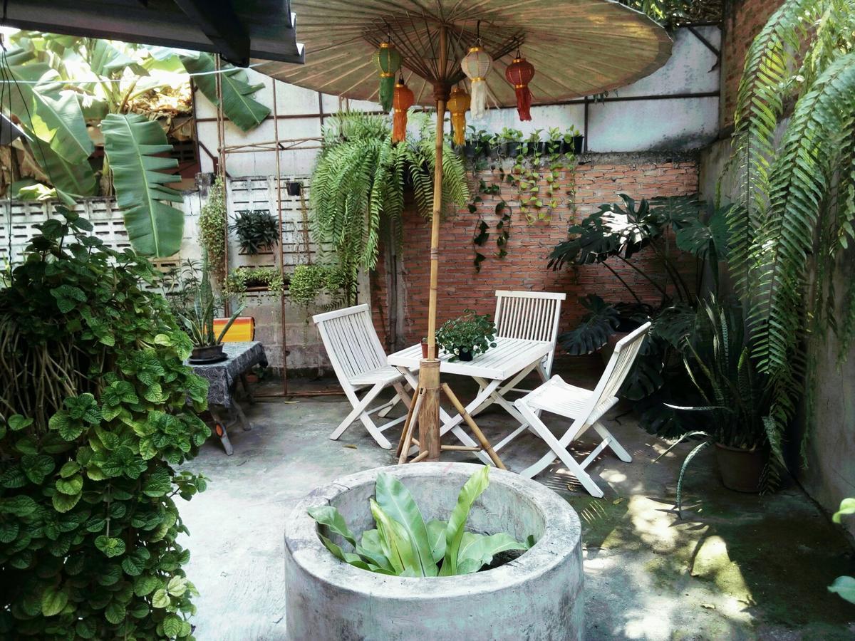 Twin House @ Tapae Hostel เชียงใหม่ ภายนอก รูปภาพ