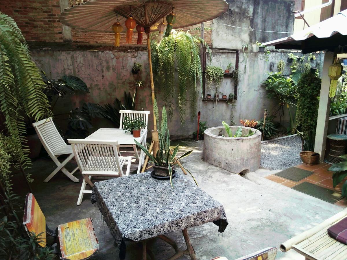 Twin House @ Tapae Hostel เชียงใหม่ ภายนอก รูปภาพ