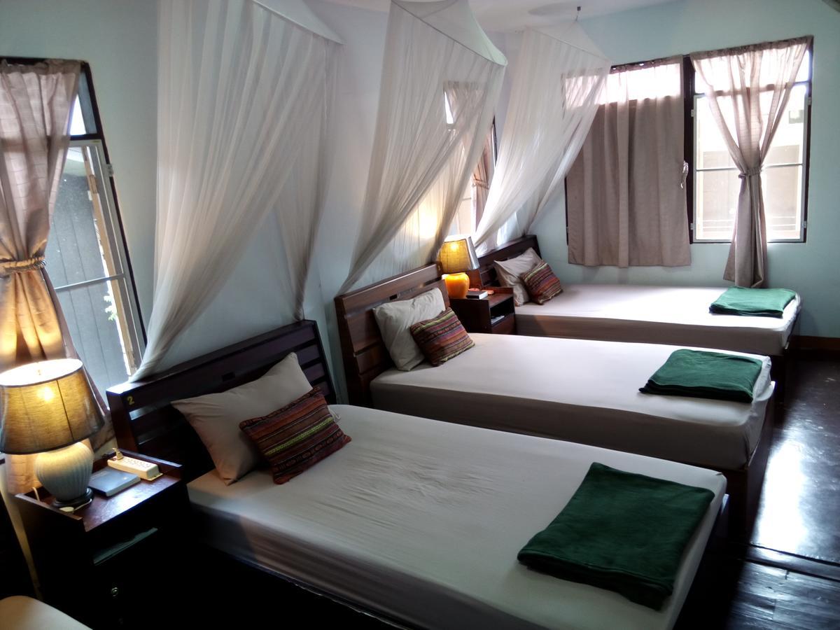 Twin House @ Tapae Hostel เชียงใหม่ ภายนอก รูปภาพ