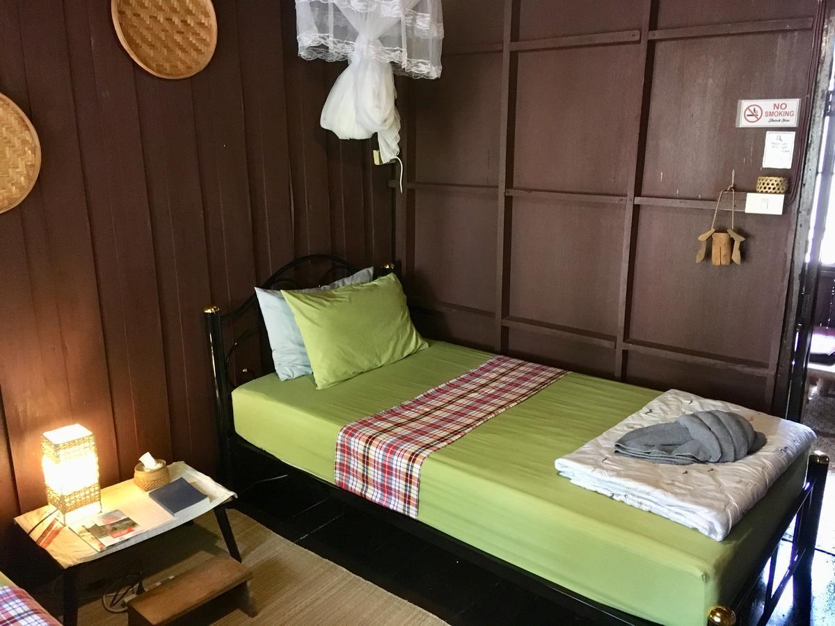 Twin House @ Tapae Hostel เชียงใหม่ ภายนอก รูปภาพ